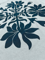Load image into Gallery viewer, Naupaka Crop Tee - Blue
