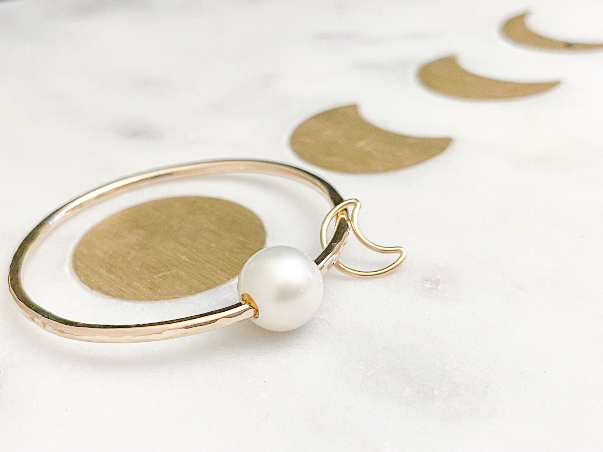 Keiki Pearl Bangle